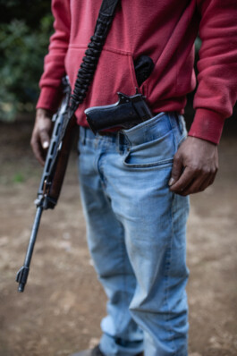 BLACK WATER GREEN GOLD